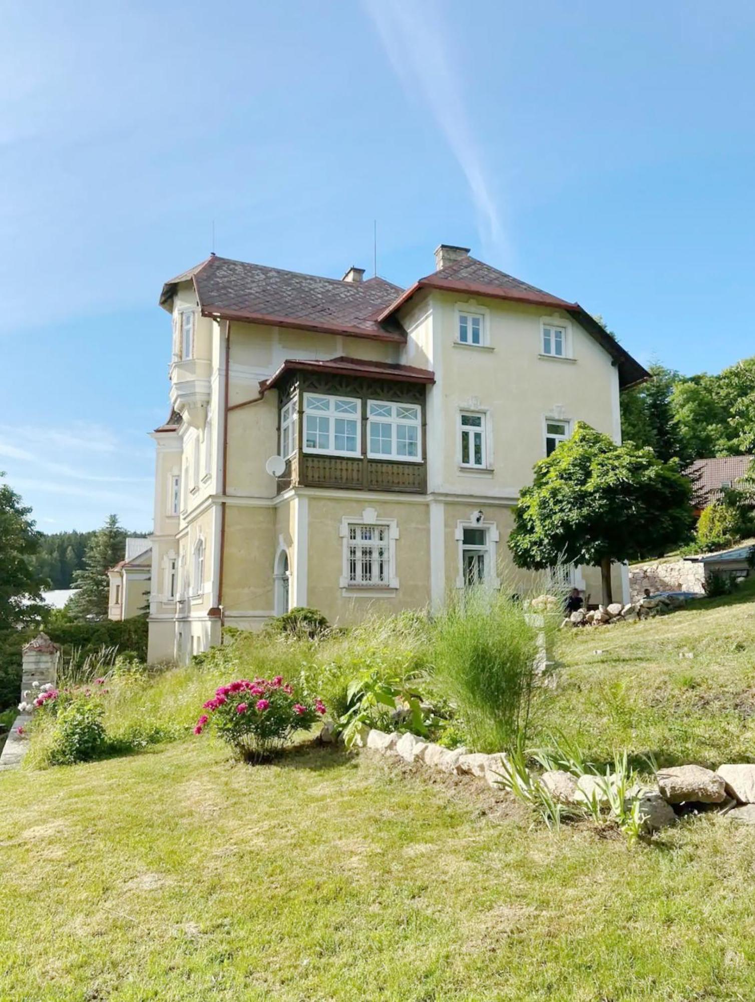 Golf Apartment Villa Elisabeth Mariánské Lázně المظهر الخارجي الصورة